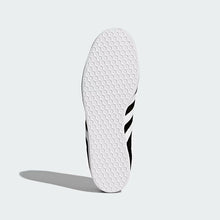 Load image into Gallery viewer, GAZELLE SHOES