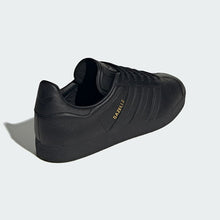 Load image into Gallery viewer, Gazelle Shoes