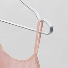 Load image into Gallery viewer, Brabantia Aluminium Clothes Hanger, set of 4 Silver