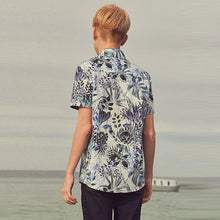 Load image into Gallery viewer, Blue Short Sleeve Printed Signature Shirt (3-12yrs)
