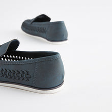 Load image into Gallery viewer, Navy Blue Woven Detail Contrast Sole Loafers (Older Boys)