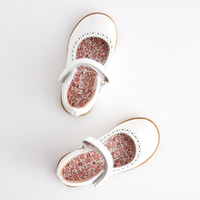 Load image into Gallery viewer, White Patent Leather Brogue Mary Jane Shoes (Younger  Girls)