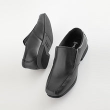 Load image into Gallery viewer, Black School Leather Loafers (Older Boys)