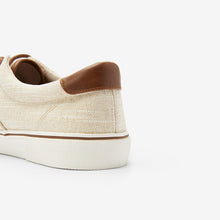 Load image into Gallery viewer, White Classic Canvas Pumps