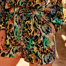 Load image into Gallery viewer, Myleene Klass Co-ord Pull-On Shorts