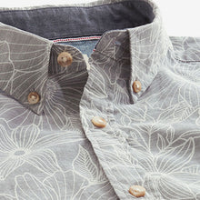Load image into Gallery viewer, Grey Hawaiian Printed Short Sleeve Shirt