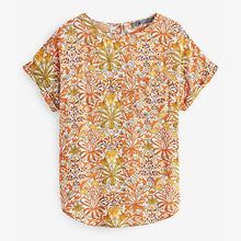 Load image into Gallery viewer, Morris & Co Woodland Weeds Short Sleeve Curved Hem T-Shirt