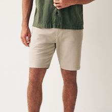 Load image into Gallery viewer, Bone Straight Motionflex 5 Pocket Chino Shorts