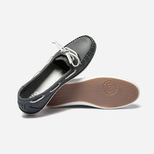 Load image into Gallery viewer, Moccasins Boat Women Marine Leather