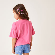 Load image into Gallery viewer, Pink/Red Heart Short Sleeve Sequin T-Shirt (3-12yrs)