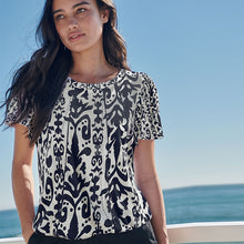 Load image into Gallery viewer, Blue Ikat Crew Neck Cotton Bubblehem Top