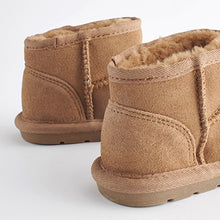 Load image into Gallery viewer, Tan Brown Suede Faux Fur Lined Water Repellent Pull-On Suede Boots (Younger Girls)