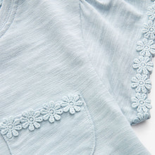Load image into Gallery viewer, Blue Daisy Pocket T-Shirt (1.5-12yrs)