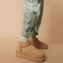 Load image into Gallery viewer, Tan Brown Warm Lined Water Repellent Suede Pull-On Boots (Older Girls)