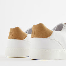Load image into Gallery viewer, White Lace Up Low Trainers