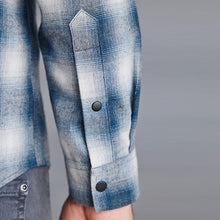 Load image into Gallery viewer, Grey/White Signature Brushed Flannel Check Shirt