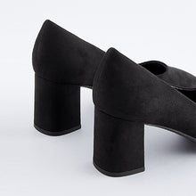 Load image into Gallery viewer, Black Forever Comfort® Square Toe Court Shoes