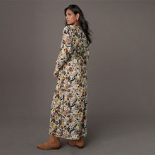 Load image into Gallery viewer, Cream Ditsy Floral Print V-Neck Boho Belted Jersey Midi Shirt Dress