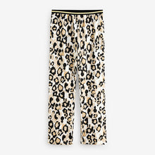 Load image into Gallery viewer, Cream Leopard Short Sleeve Pyjamas