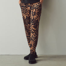 Load image into Gallery viewer, Black Leaf Print Jersey Joggers