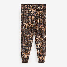 Load image into Gallery viewer, Black Leaf Print Jersey Joggers