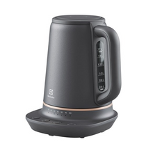 Load image into Gallery viewer, ELECTROLUX 1.7L UltimateTaste 700 kettle