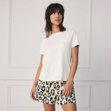 Load image into Gallery viewer, Leopard Short Set Pyjamas