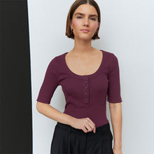 Load image into Gallery viewer, Berry Red Wide Rib Short Sleeve Button Henley Top