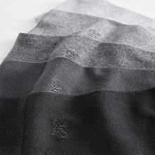 Load image into Gallery viewer, Grey 5 Pack Embroidered Lasting Fresh Socks