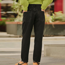 Load image into Gallery viewer, Black Mid Rise Ankle Straight Leg Jeans