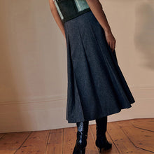 Load image into Gallery viewer, Grey Fleck Pleated Midi Skirt