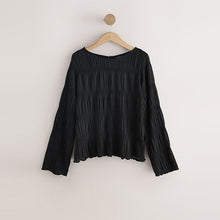 Load image into Gallery viewer, Black Shirred Long Sleeve Crew Neck Top