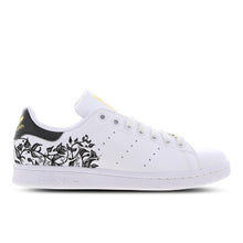 Load image into Gallery viewer, STAN SMITH BLACK FLOWER EMBROIDERY