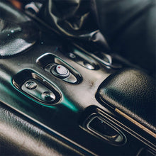 Load image into Gallery viewer, Meguiar's New Car Scent Protectant