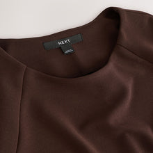 Load image into Gallery viewer, Chocolate Brown Short Sleeve Boxy T-Shirt