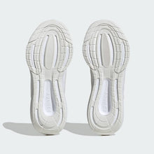 Load image into Gallery viewer, ULTRABOUNCE SHOES