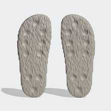 Load image into Gallery viewer, Adilette 22 Slides