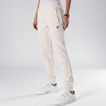 Load image into Gallery viewer, ADICOLOR ESSENTIALS SLIM JOGGERSADICOLOR ESSENTIALS SLIM JOGGERS