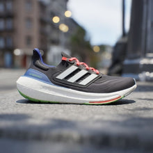 Load image into Gallery viewer, ULTRABOOST LIGHT SHOES