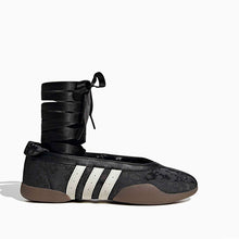 Load image into Gallery viewer, TAEKWONDO MEI SHOES