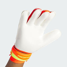 Load image into Gallery viewer, Predator Training Goalkeeper Gloves