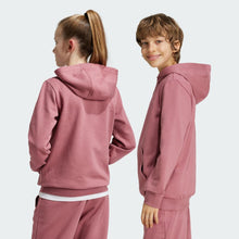 Load image into Gallery viewer, Essentials Small Logo Feel Cozy Fleece Hoodie Kids