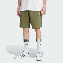 Load image into Gallery viewer, Essentials Trefoil Shorts