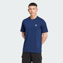 Load image into Gallery viewer, Trefoil Essentials Tee