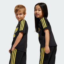 Load image into Gallery viewer, adidas Originals x Smiley World Tee Kids