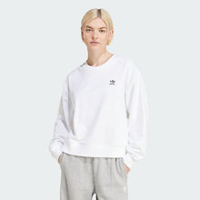 Load image into Gallery viewer, Trefoil Cropped Sweater