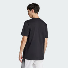 Load image into Gallery viewer, Camo Shape Graphic Tee