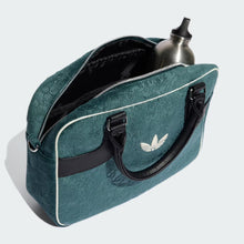 Load image into Gallery viewer, Adidas Originals x Liberty London Airliner Medium