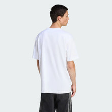 Load image into Gallery viewer, STUDDED TEE