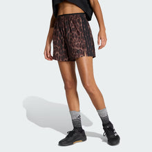 Load image into Gallery viewer, Workout Essentials Leopard Woven Shorts